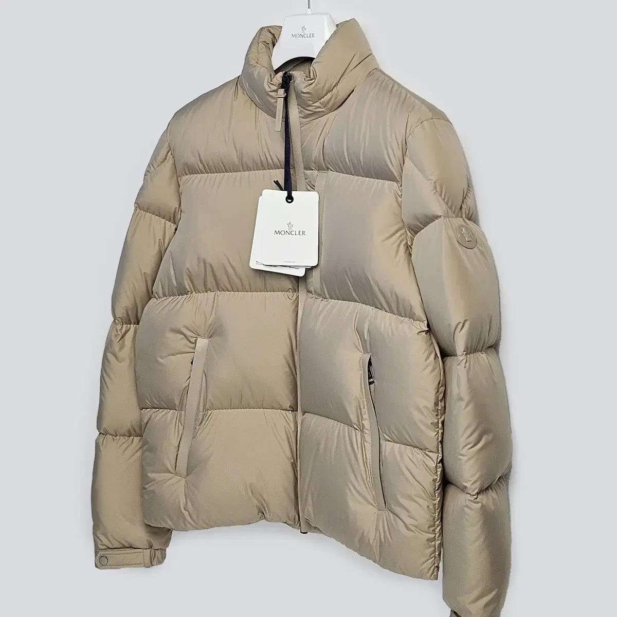 24FW MONCLER 몽클레어 BESBRE 패딩 남성 베이지 [3/4]