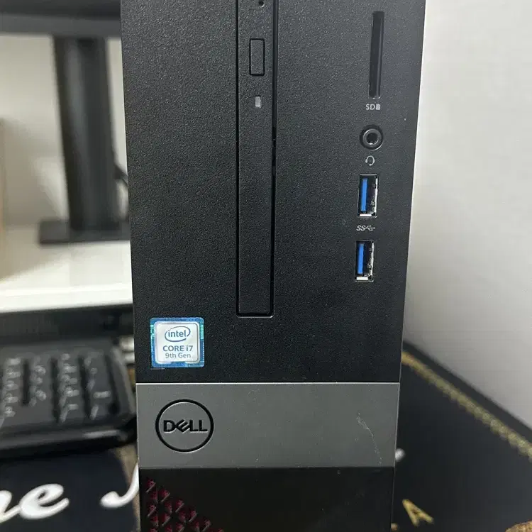 델DELL i7-9700