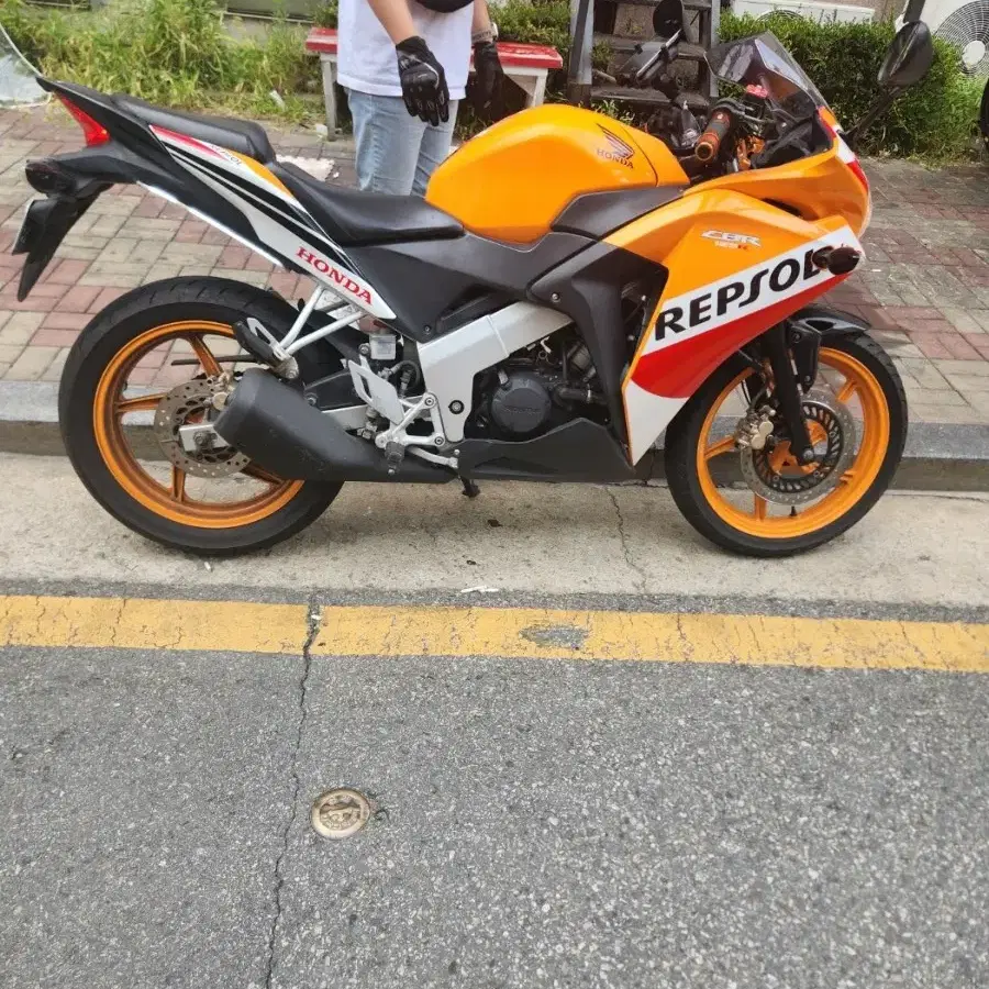 cbr125로 슈퍼커브대차봅니다~~