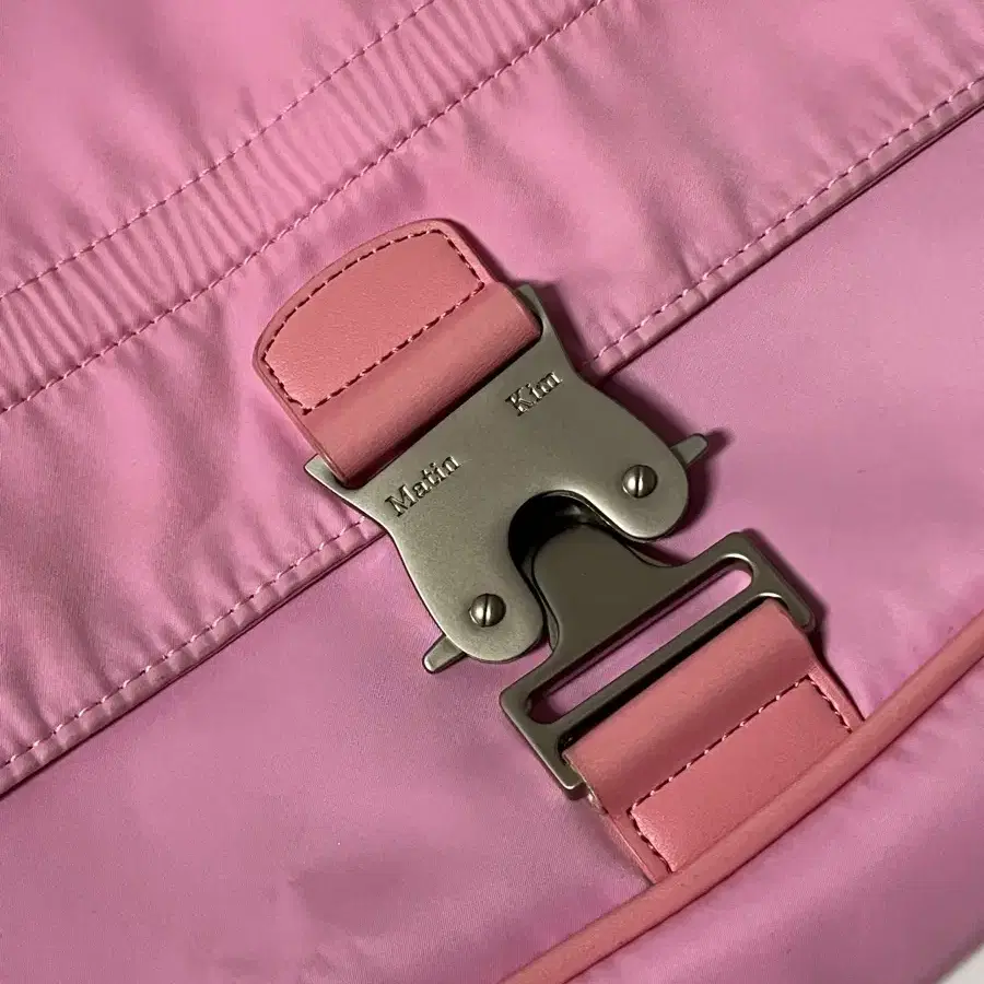 Matin Kim Buckle Bag Pink(가격제안o)