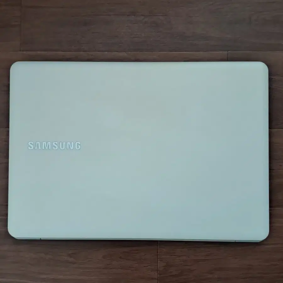 삼성 13.3" 노트북 4GB, SSD128GB, WINDOW10