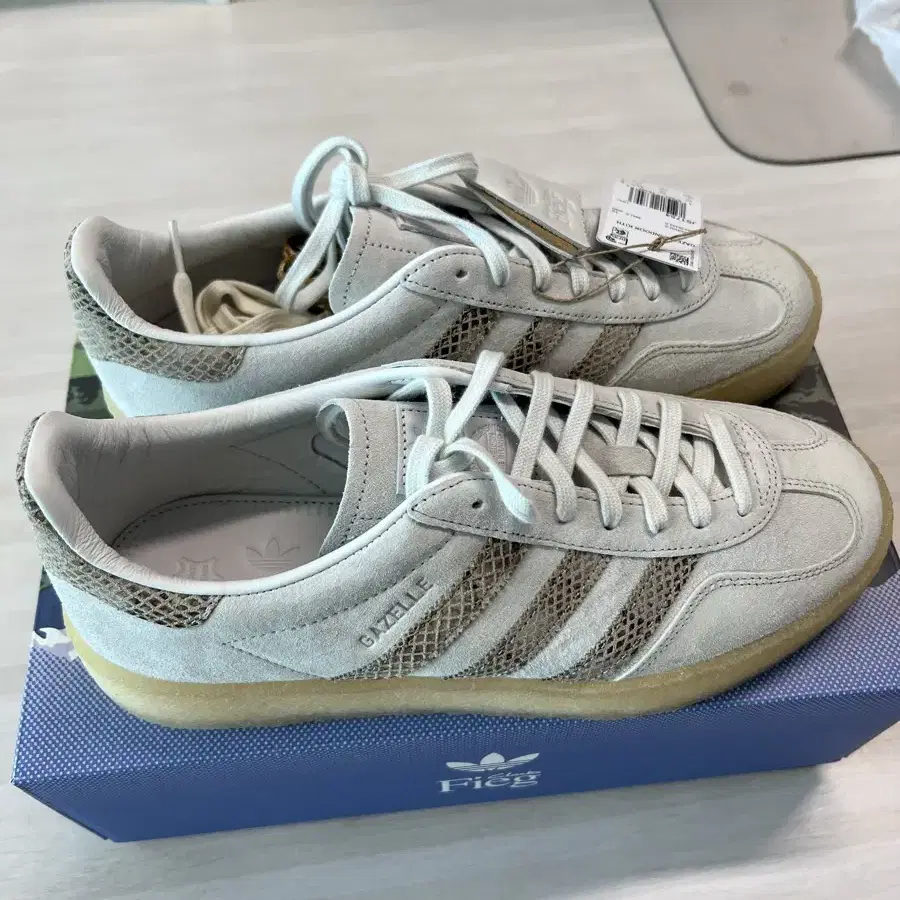 [285] Kith Adidas The 8th St Gazelle