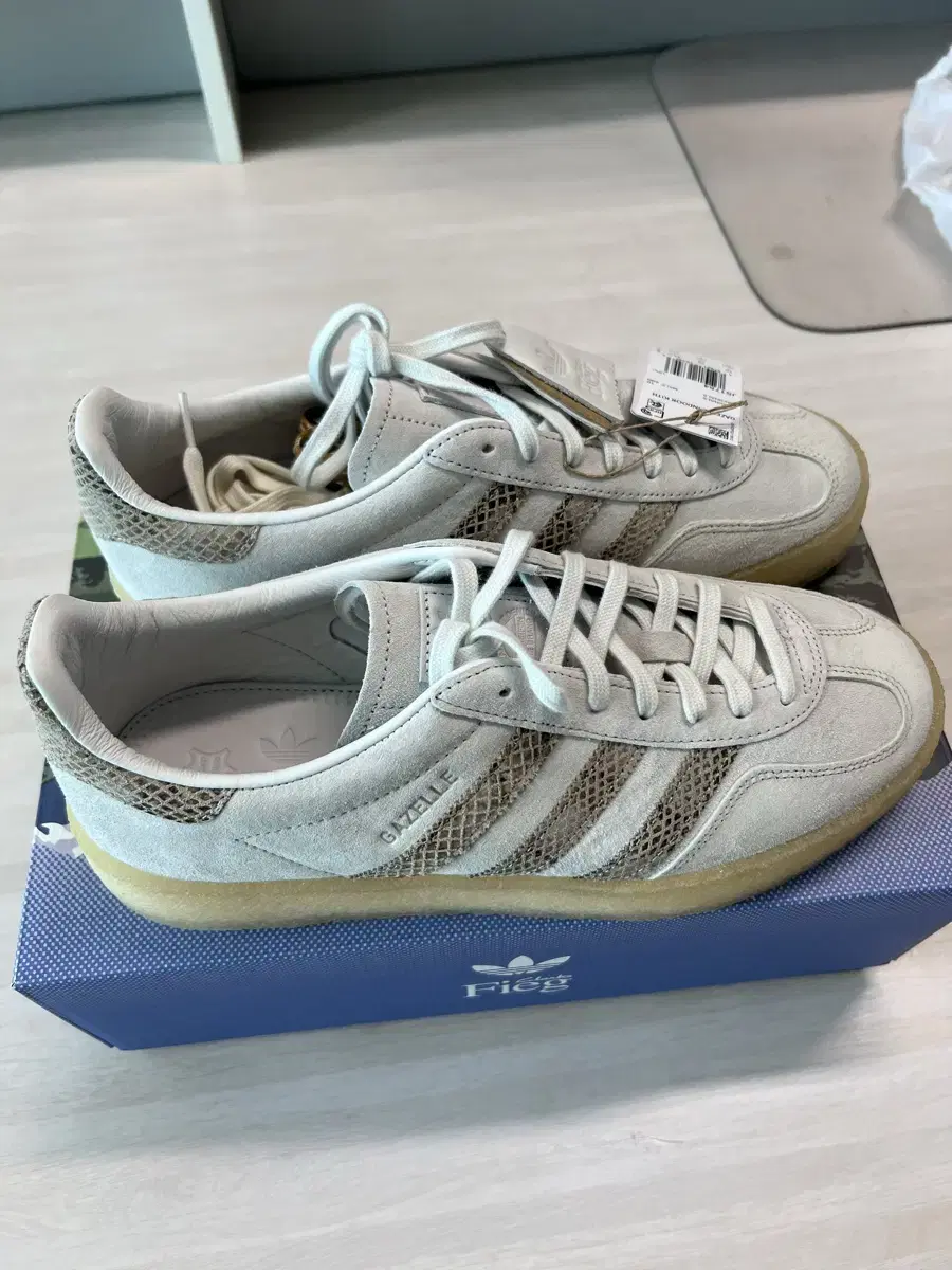 [285] Kith Adidas The 8th St Gazelle