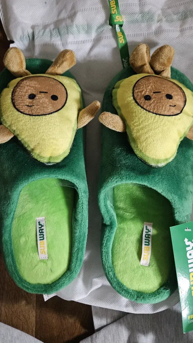 2 avocado slippers