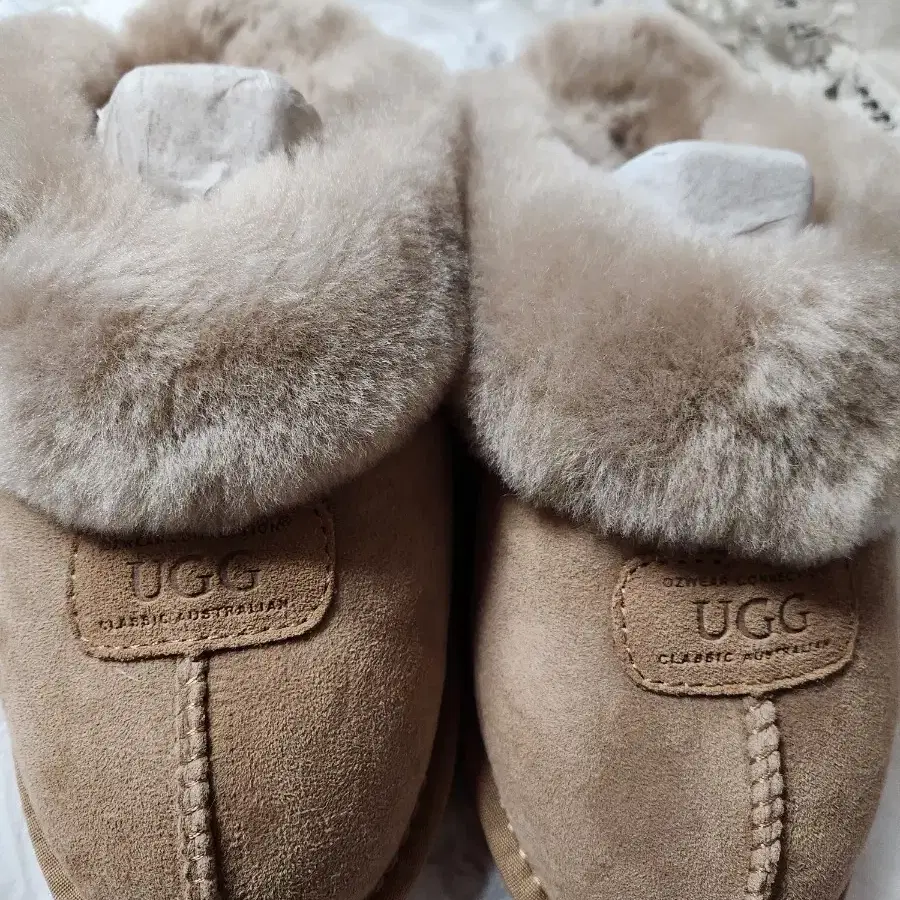 UGG)슬리퍼