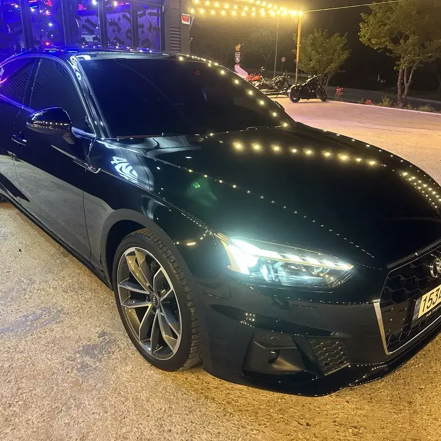 Audi A5 40tfsi 콰트로 프리미엄 스포츠백