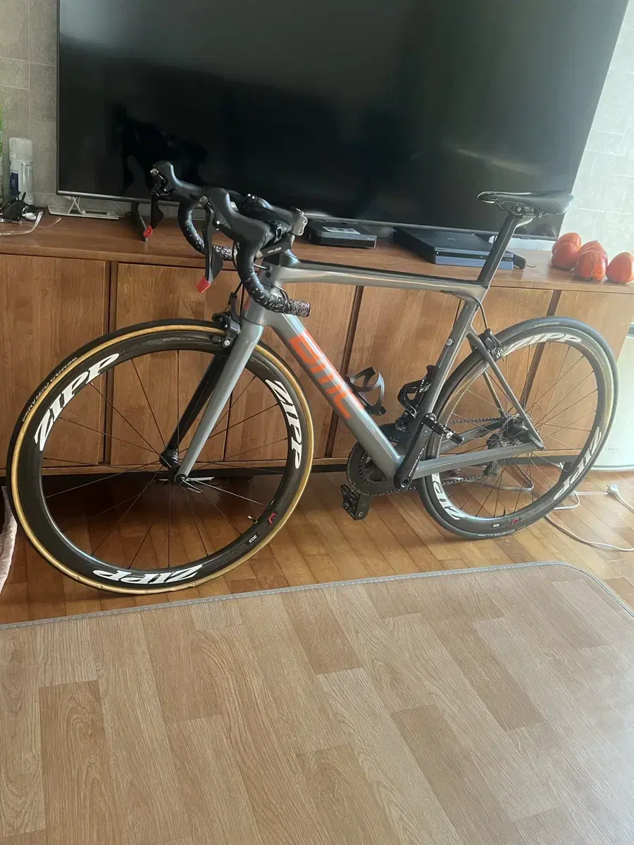 54) 2018 BMC SLR02ONE 로드 자전거