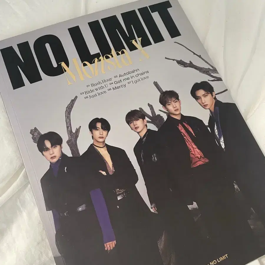 몬스타엑스 no limit 앨범 판매합니다.