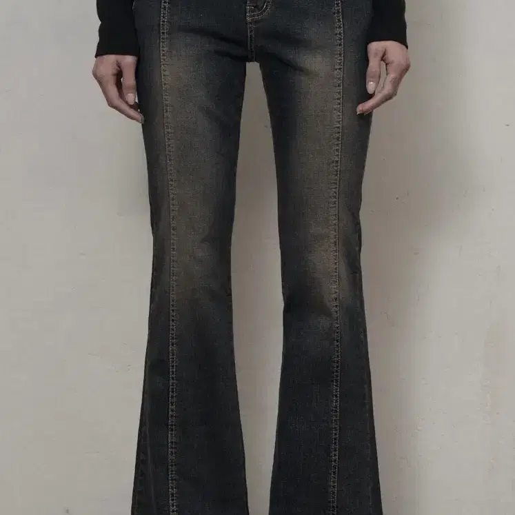 카키포인트 bootcut denim jeans