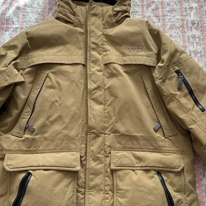 North Face desert sand Goose down parka