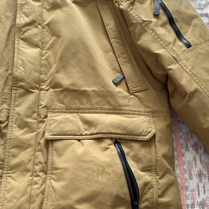 North Face desert sand Goose down parka