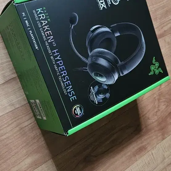 razer 크라켄 v3 하이퍼센스