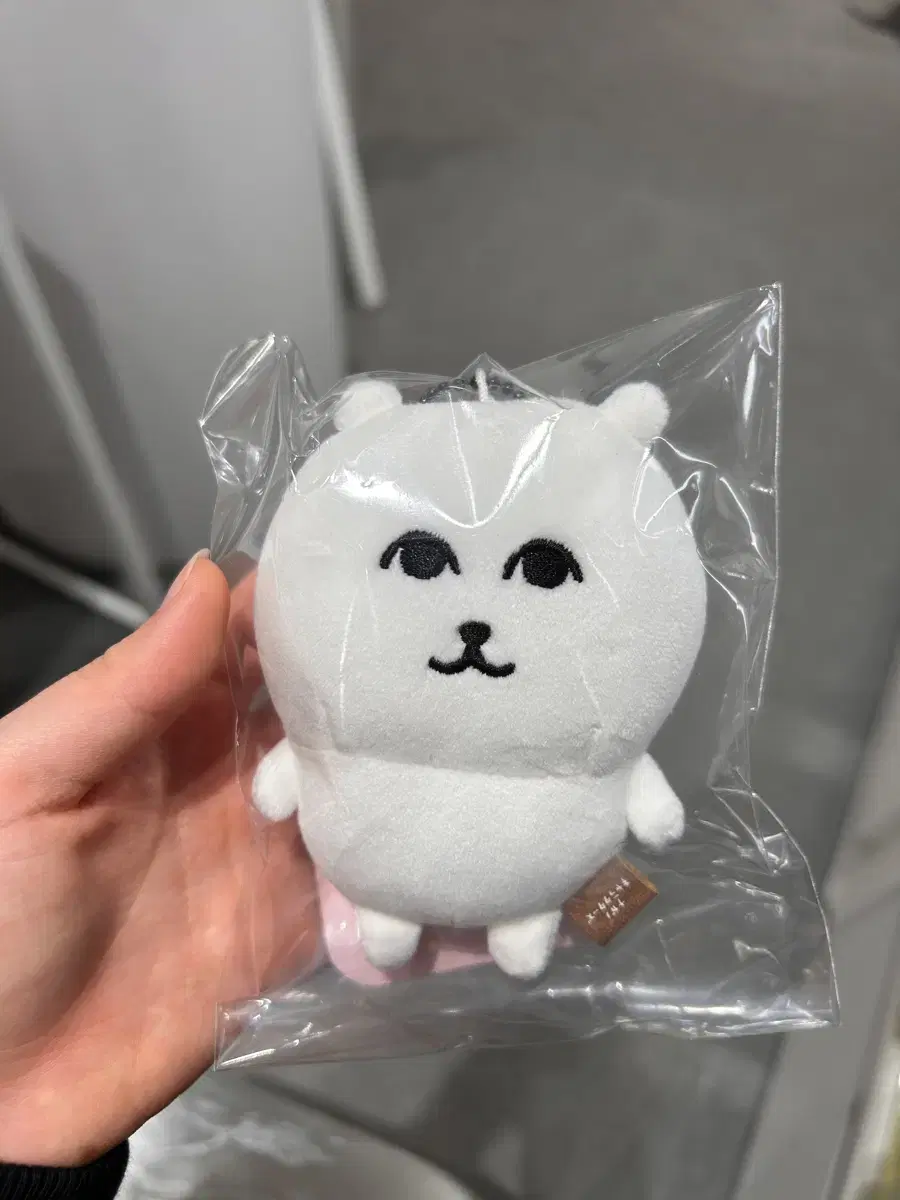 그윽 농담곰 부드럽게 처다보는 농담곰