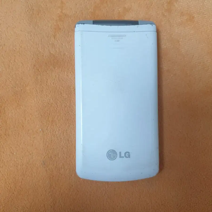 LG-LH5000 아이스크림폰1 화이트 폴더폰 피처폰 옛날폰 소장폰