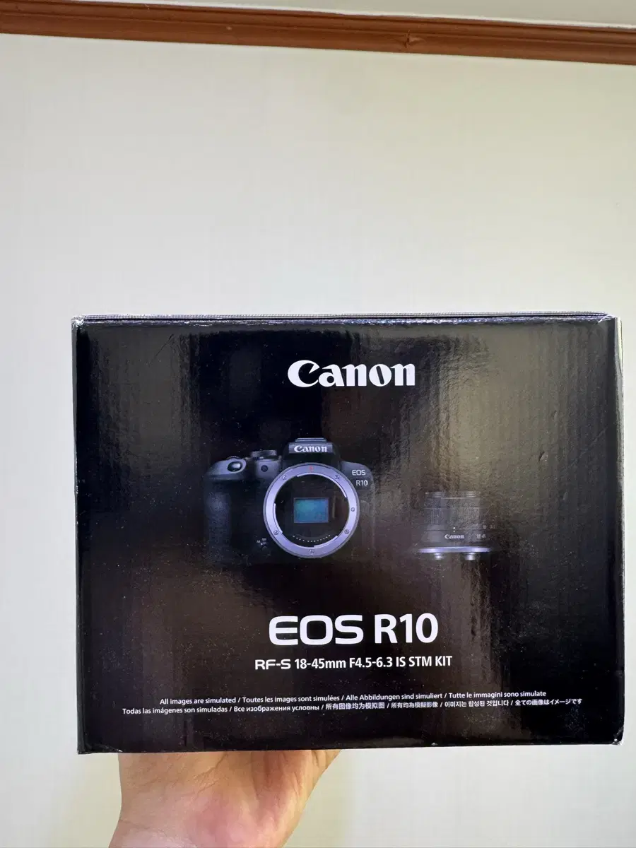 캐논 EOS R10 바디 + 18-45mm렌즈 KIT 판매 합니다