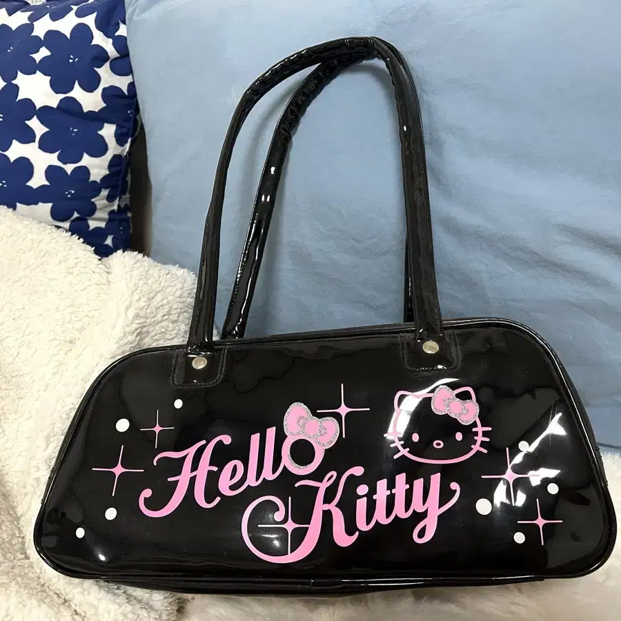 [Sanrio] hello kitty enamel bag