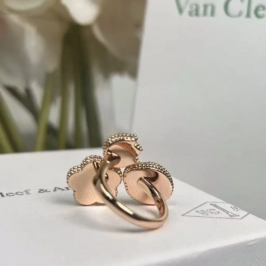 Van Cleef & Arpels반클리프 아펠 반지 6호