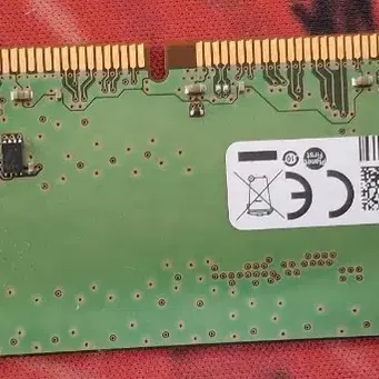 삼성 ddr4 4gb 2장 판매합니다.