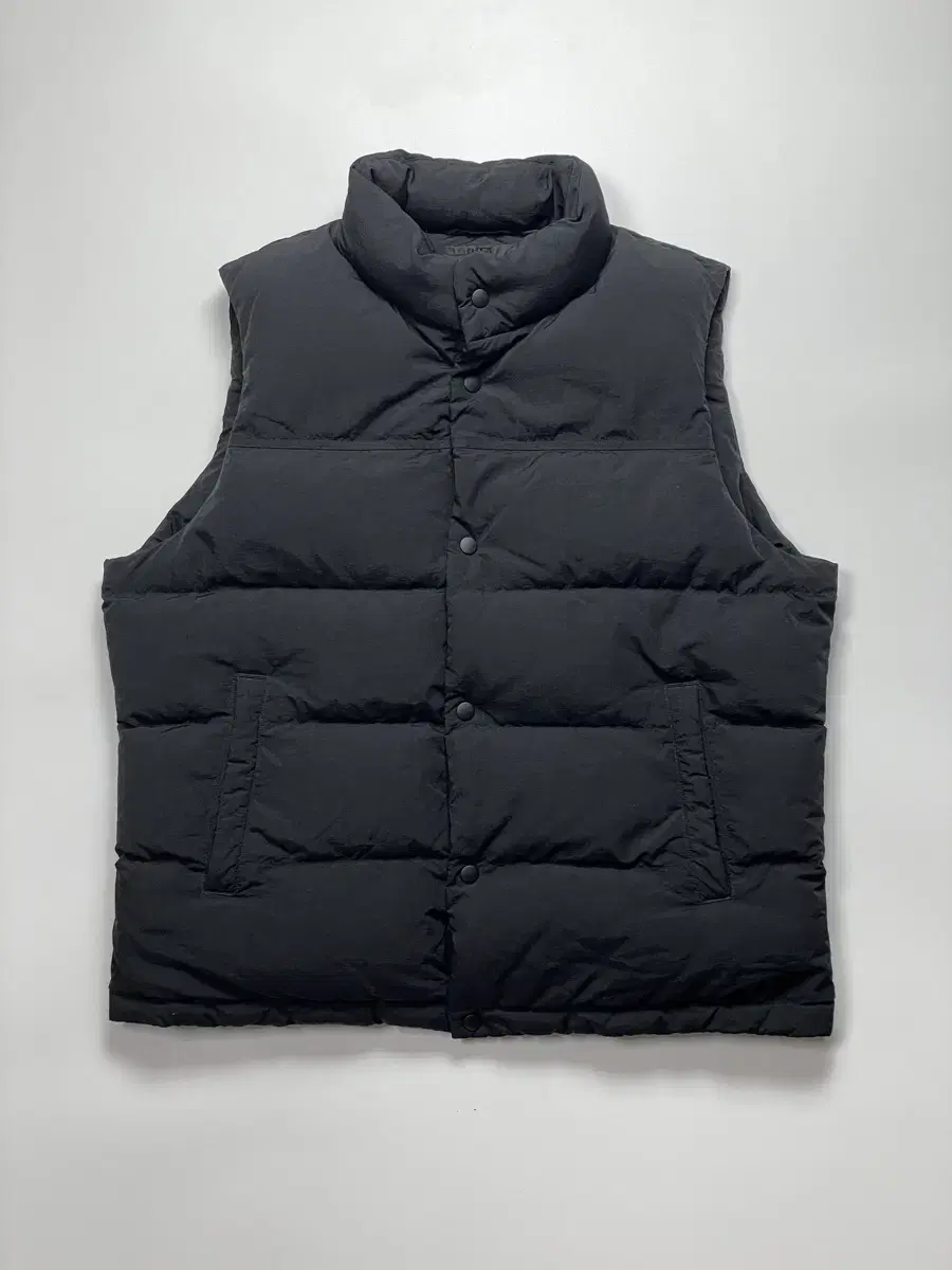 Uniqlo Padded Vest Black XL