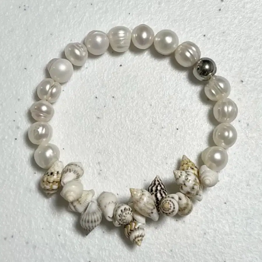 pearl * shell bracelet