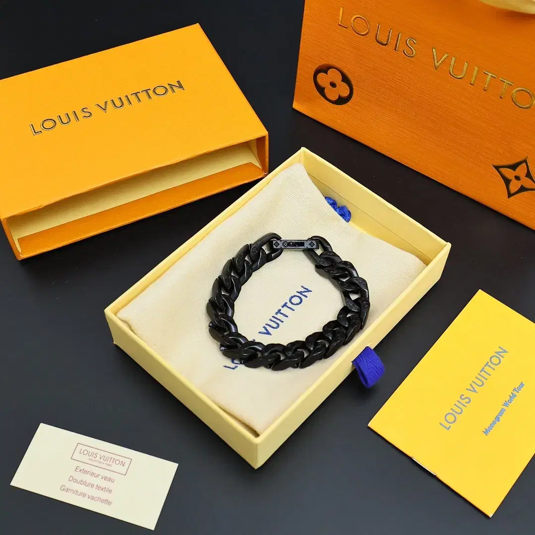 루이비통 Louis Vuitton 팔찌