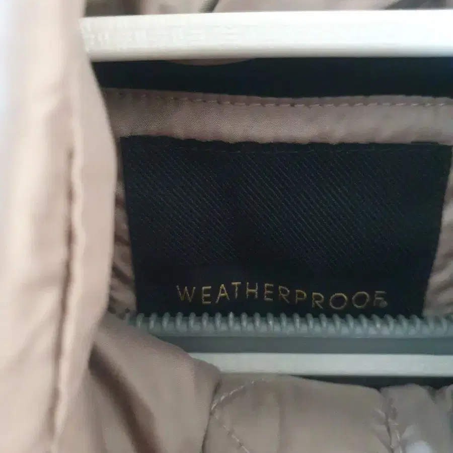 Weatherproof 패딩 조끼