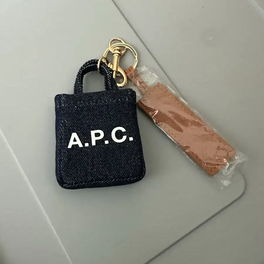 APC 키링 아페쎄 키링 새상품