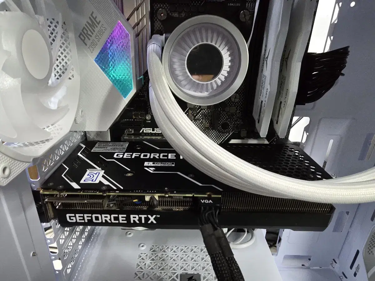 게이밍본체 & 다중작업 본체 I9 9900K RTX 3060 TI 8G