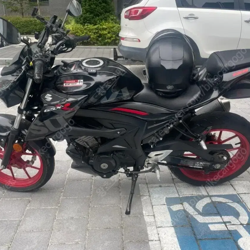 스즈키 gsx-s125