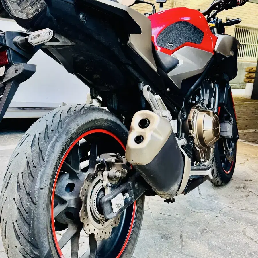 Honda cb500f 2019