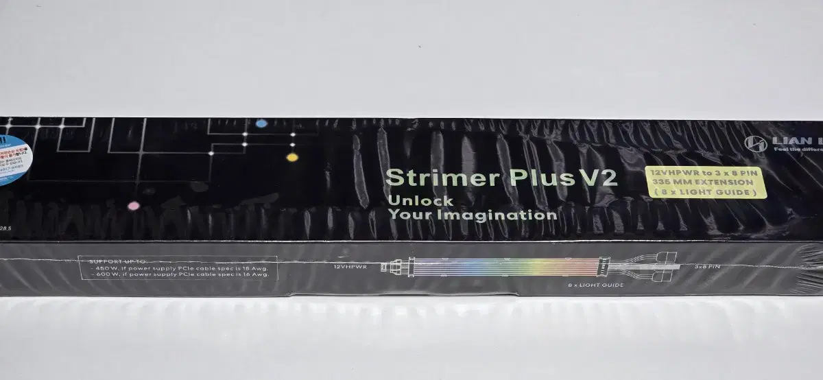 Lien-Li STRIMER PLUS V2 (12VHPWR to 3x8 PIN)