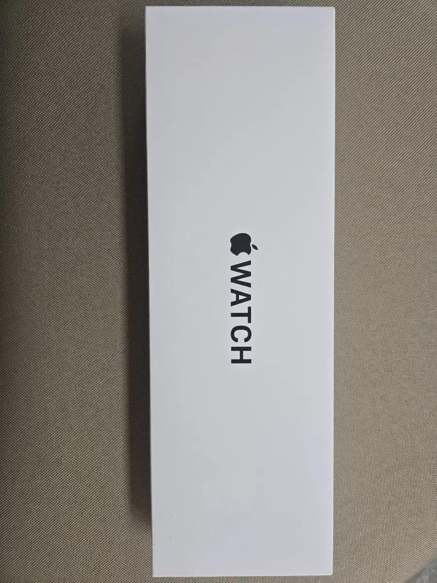 Unsealed, Brand New) Apple Watch SE 2nd Gen 40MM GPS Starlight for sale