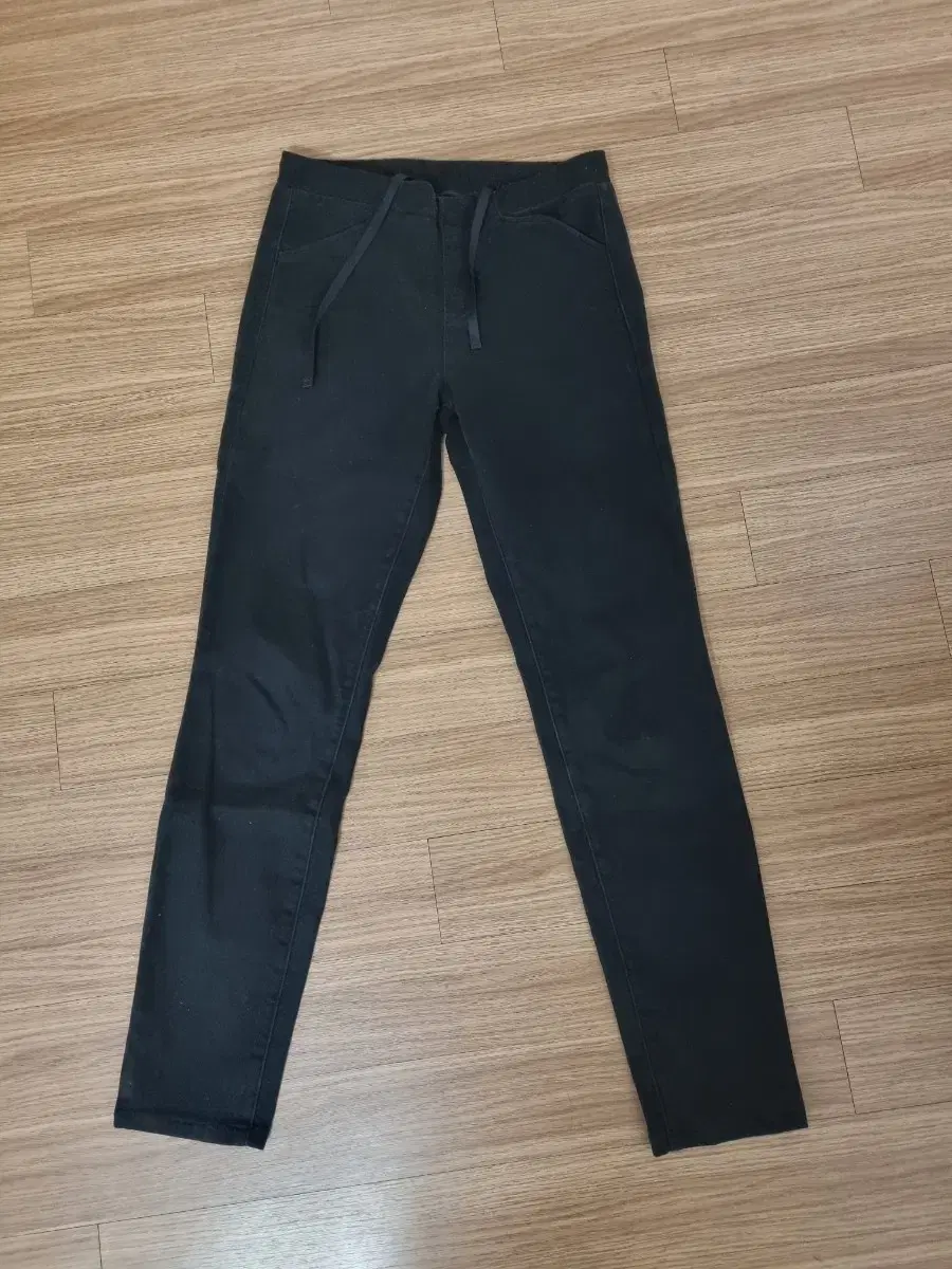 Uniqlo Heattech Pants Small in good condition