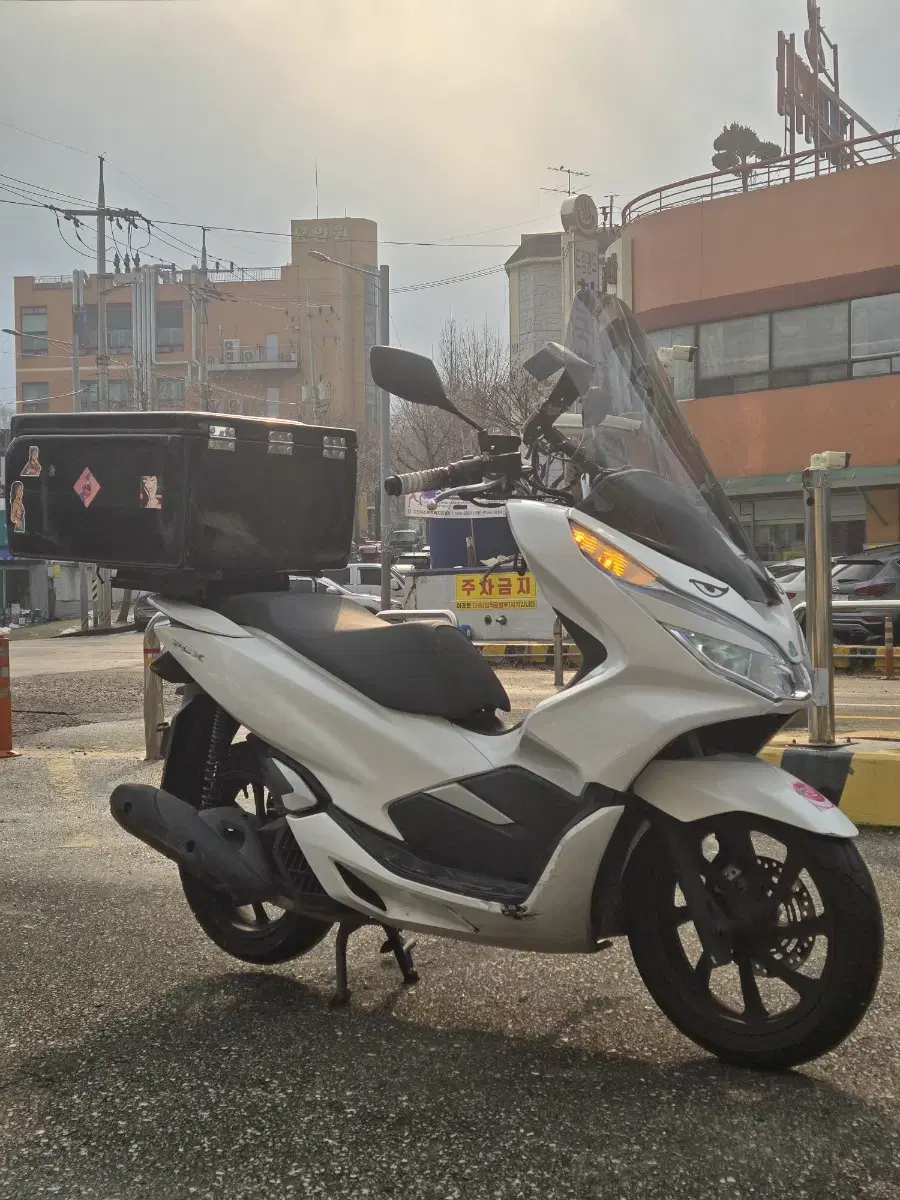 pcx125 20년식 4.5만Km 배달셋팅 팝니다 1번