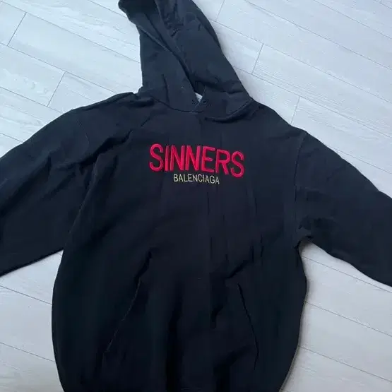 [s] 발렌시아가 시너스 후디BALENCIAGA SINNERS