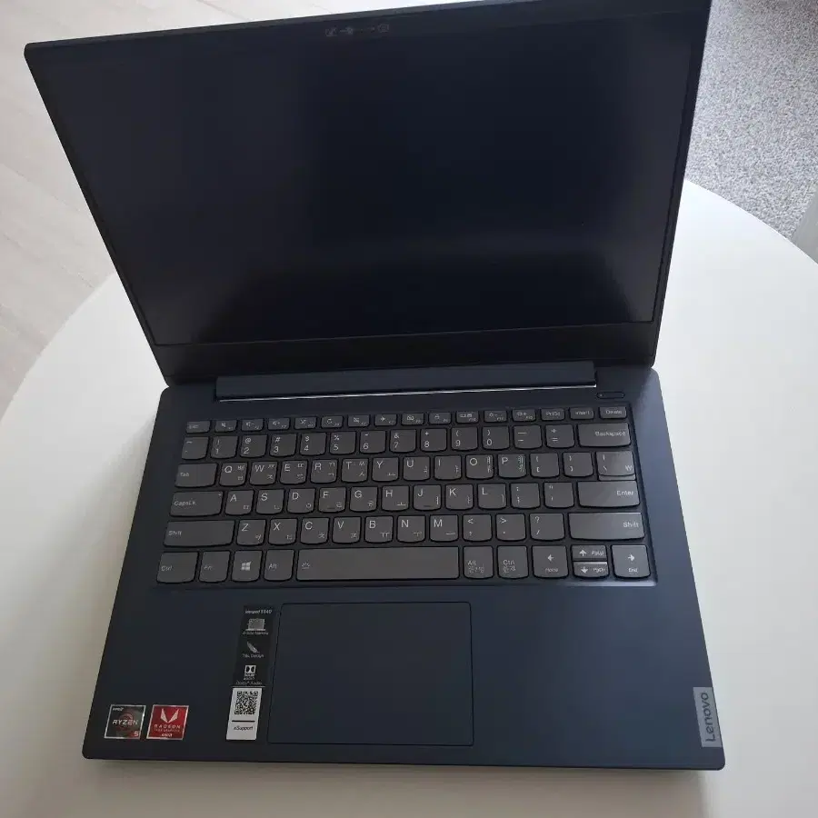 레노버 ideapad s340-14API 램8기가 노트북 팝니다.