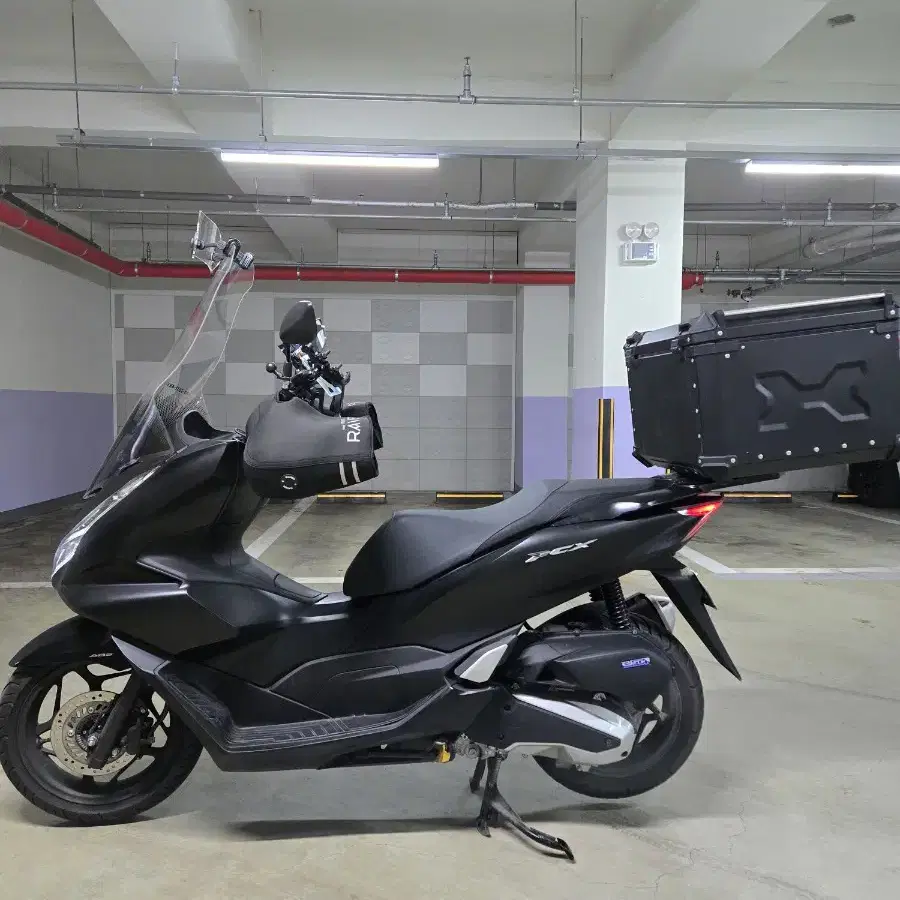 개인 PCX125CC 22년식 6890KM