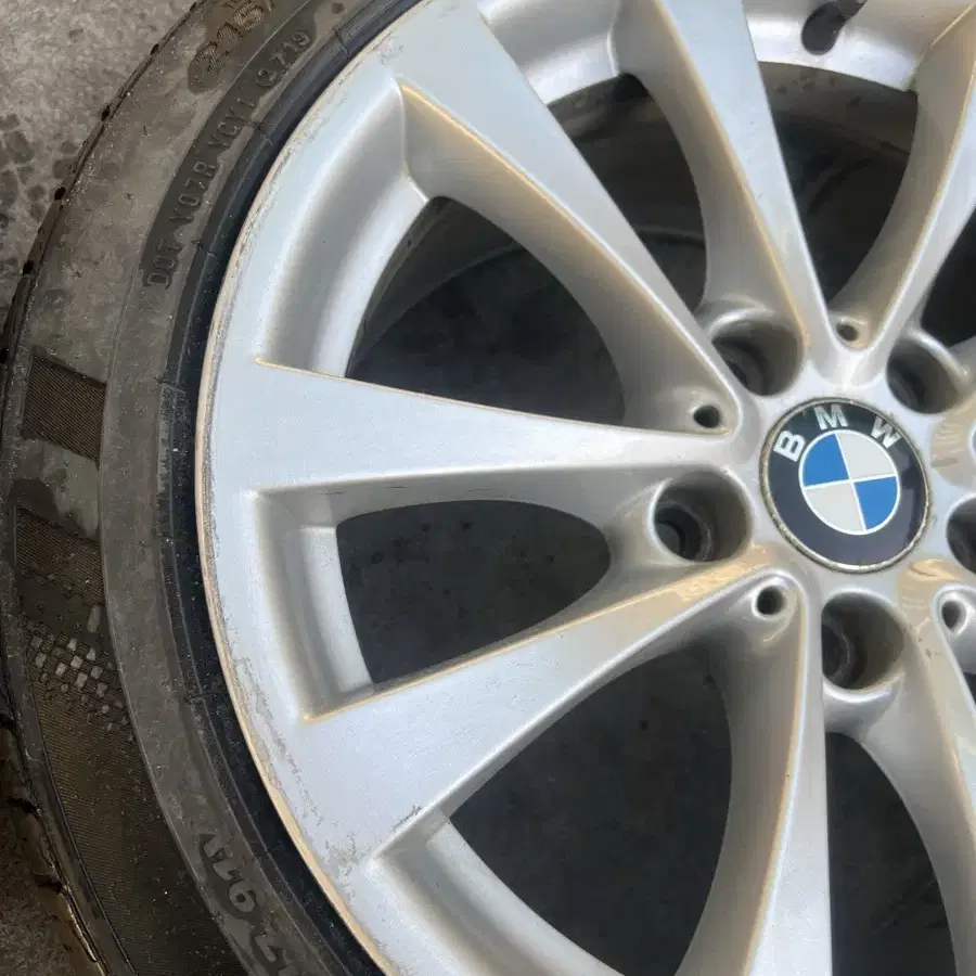 BMW 17인치 PCD120 휠 타이어 팝니다