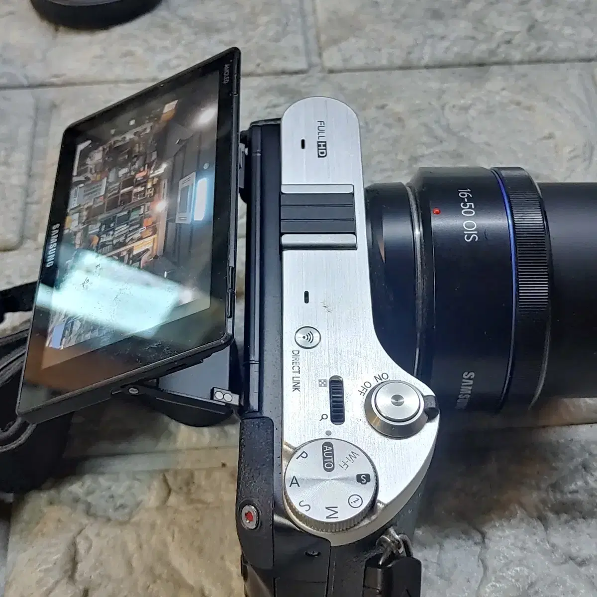 삼성  nx300M  미러러스 카메라