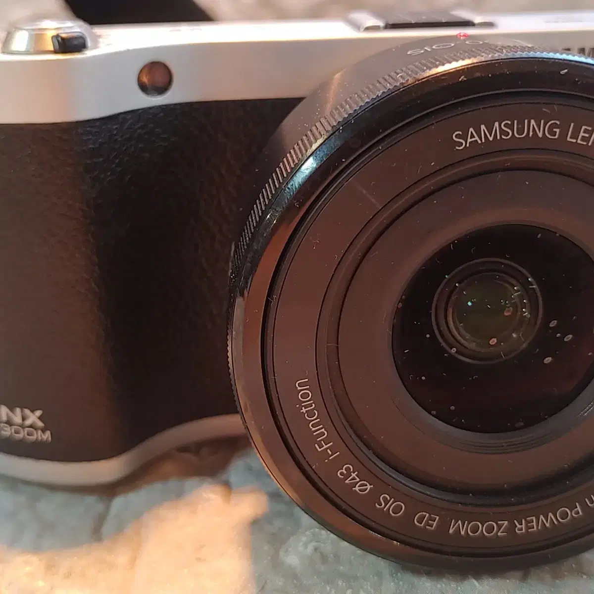 삼성  nx300M  미러러스 카메라