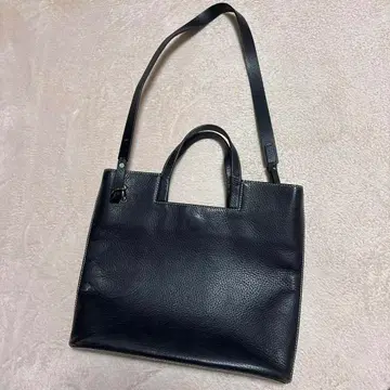 바리오니 블랙 가죽 토트 백