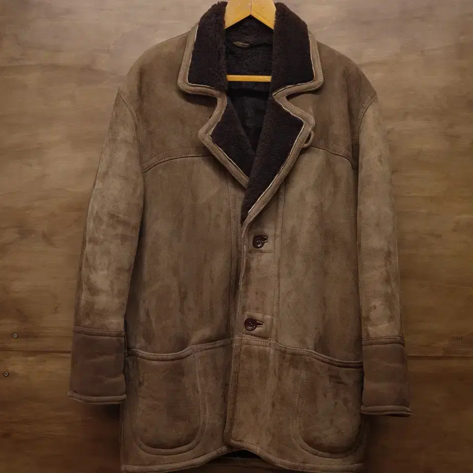 Vintage Classic Mouton Shearling Jacket