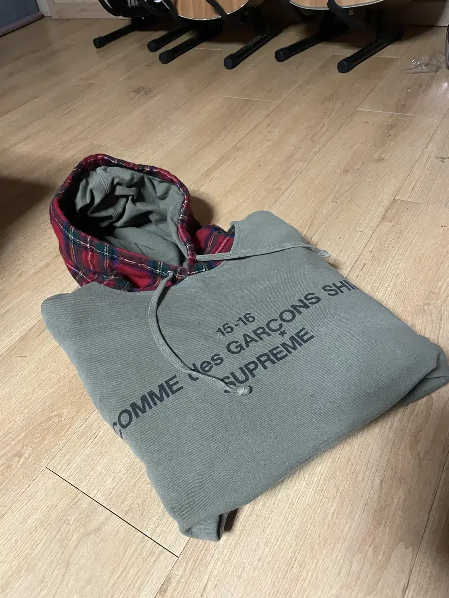 Supreme Comme des Garçons Song Olive Hooded Large