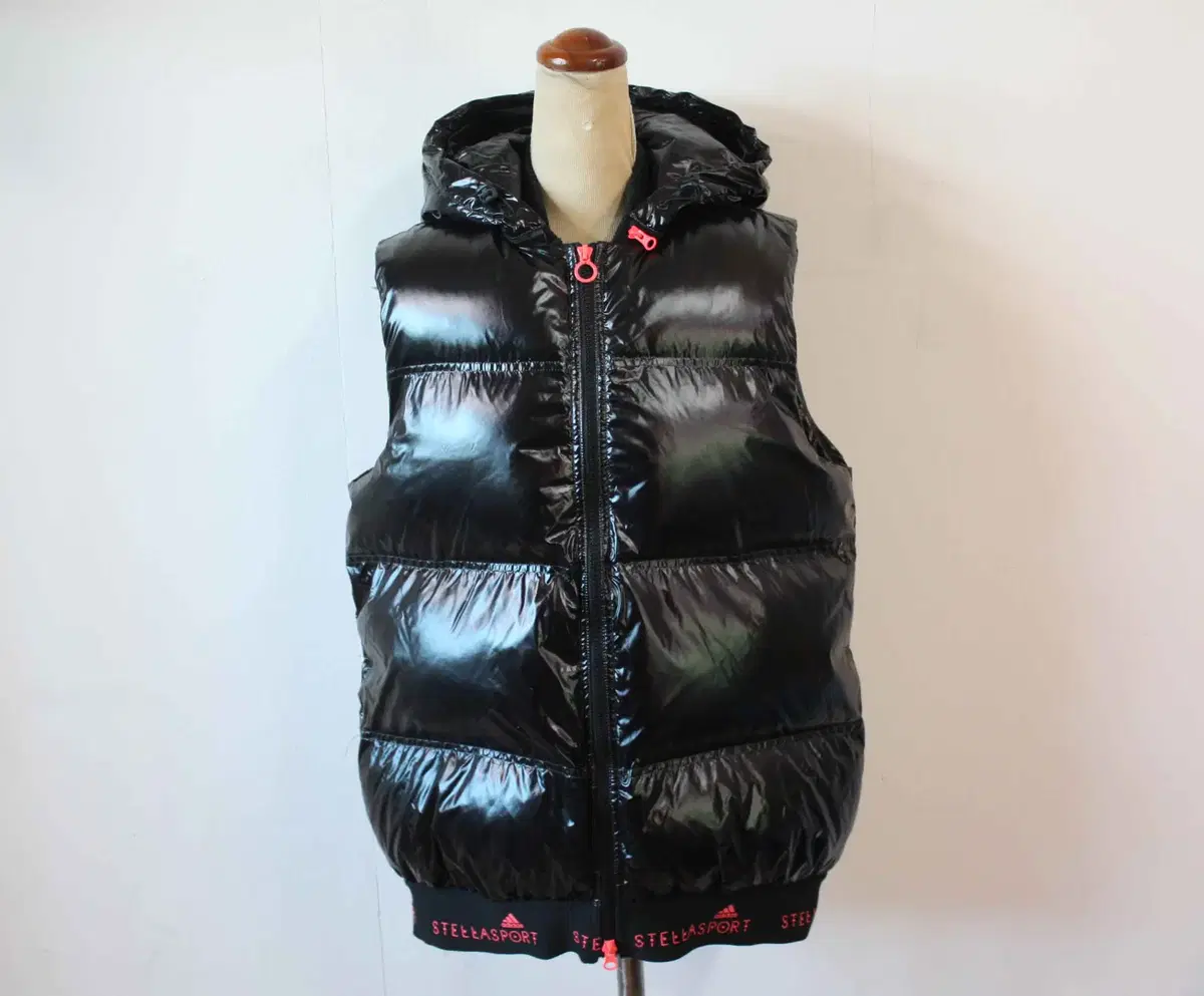 W-2810/Adidas Genuine Women's Glossy Padded Vest 90