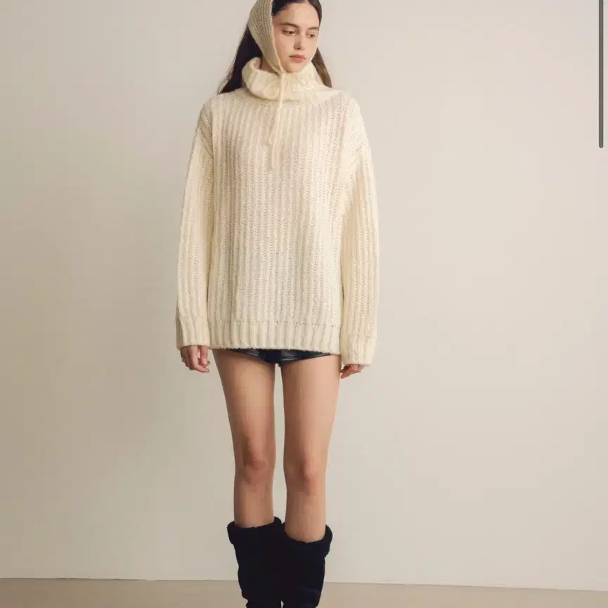 새상품) 오브네어 RITA TURTLENECK KNIT