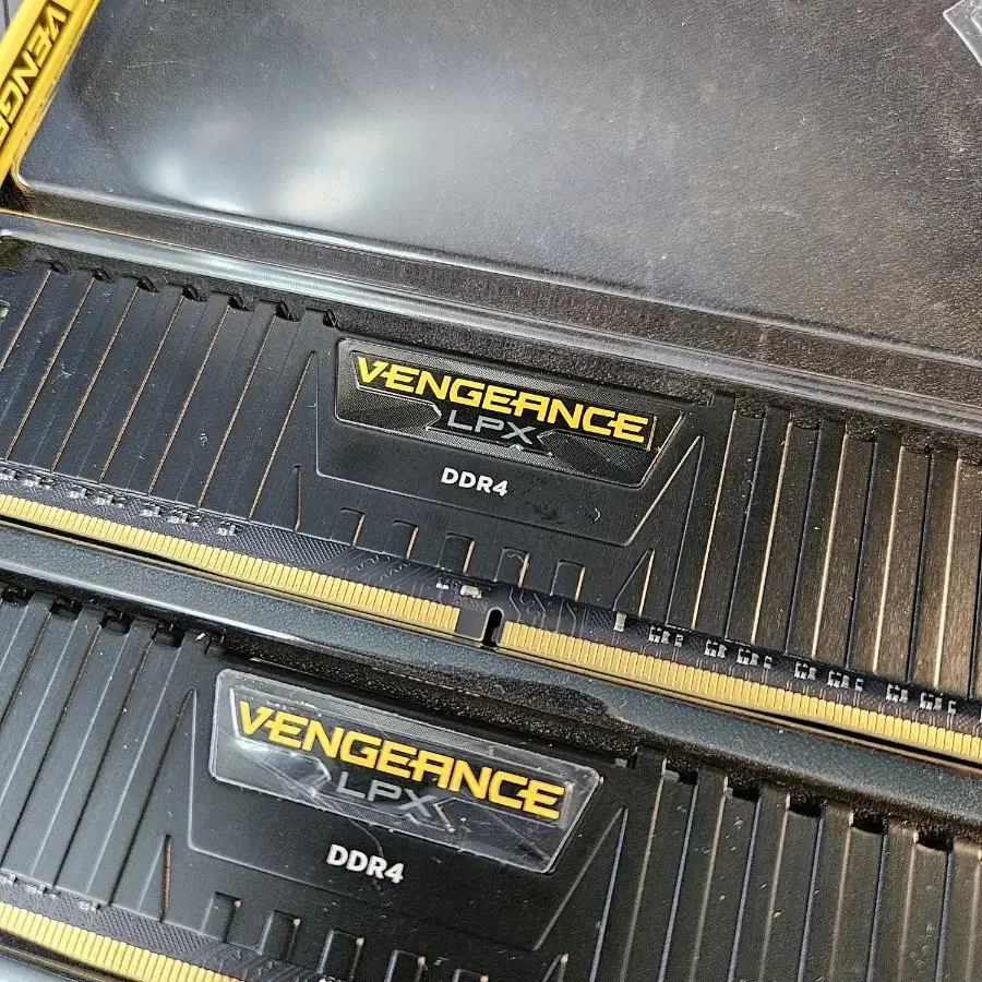 커세어 DDR4-3600 8gb 램 세트