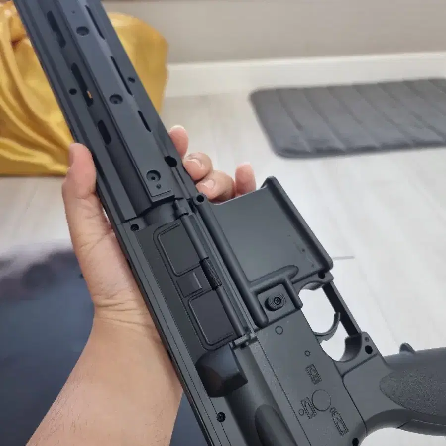 아카데미 HK416 R.I.S 도색작 판매합니다.