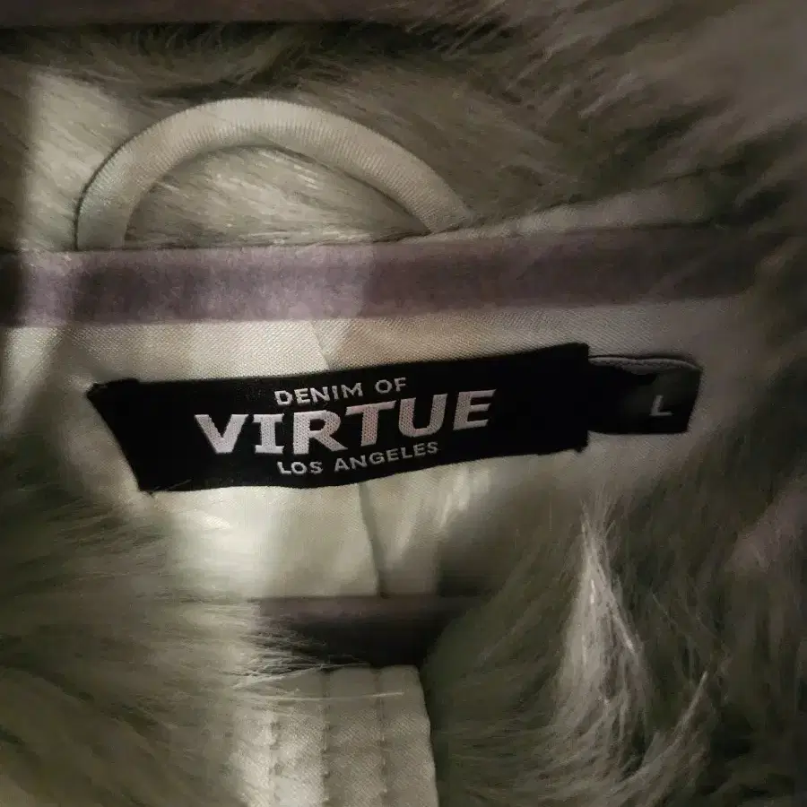 VIRTUE 데님오브벌츄 터틀넥 마몽에코퍼자켓 민트 100