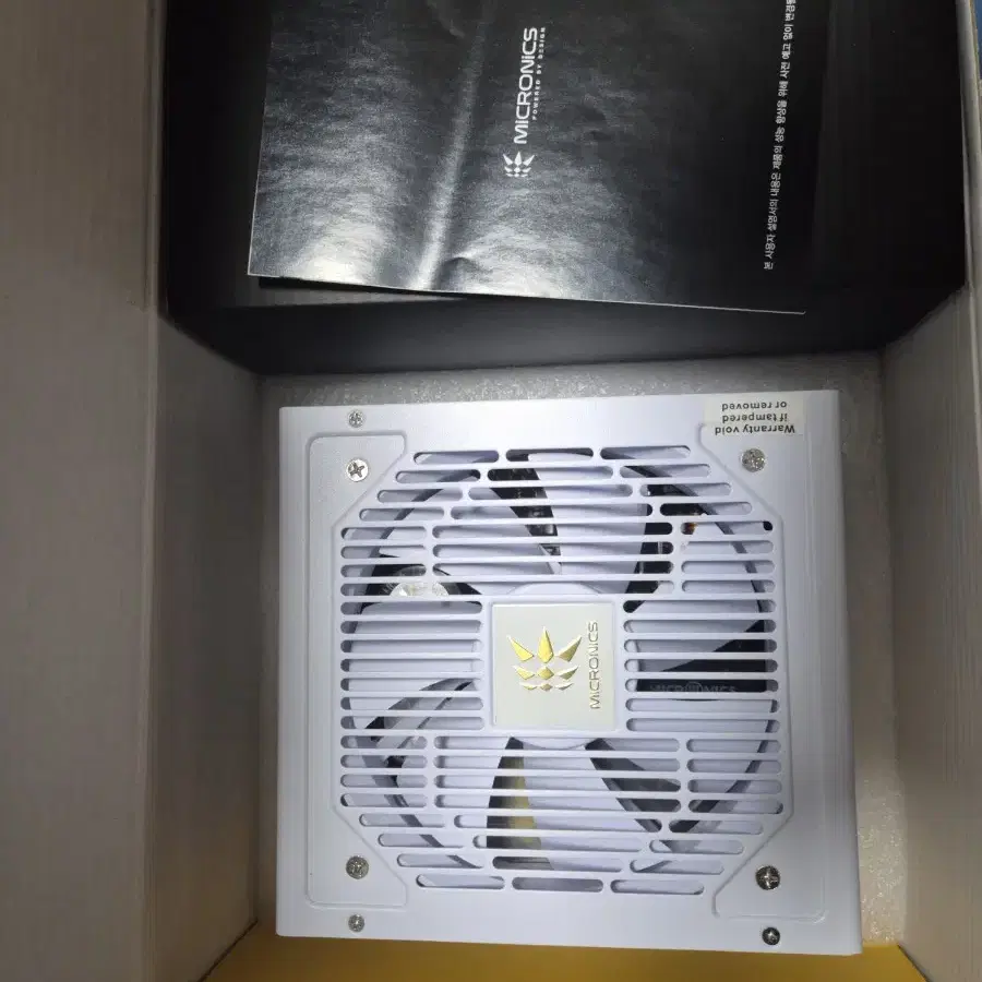 마닉 classic 750w 골드 풀모듈러 3.1 화이트