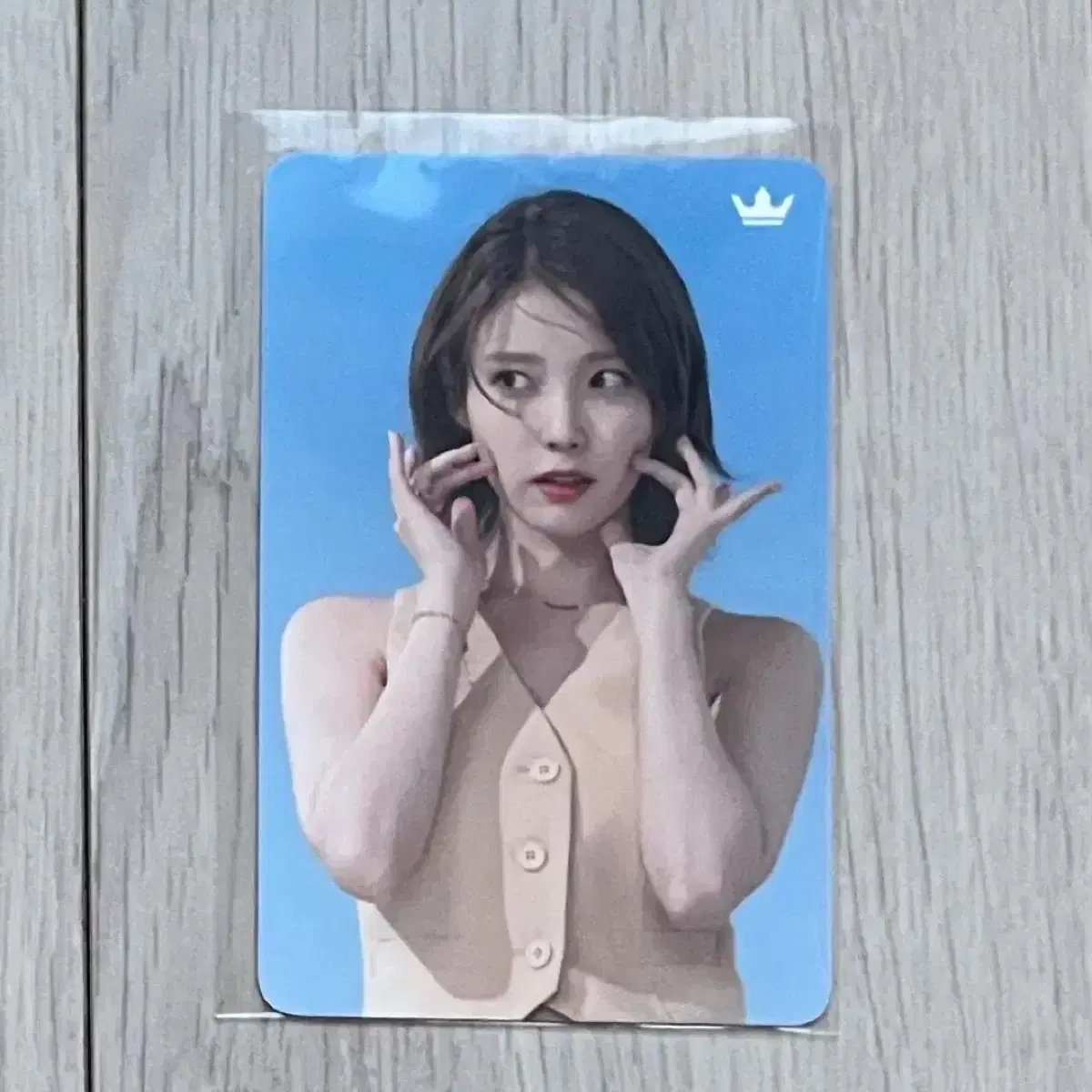 아이유 제이에스티나 한정 포토카드 +트위티 컨페티